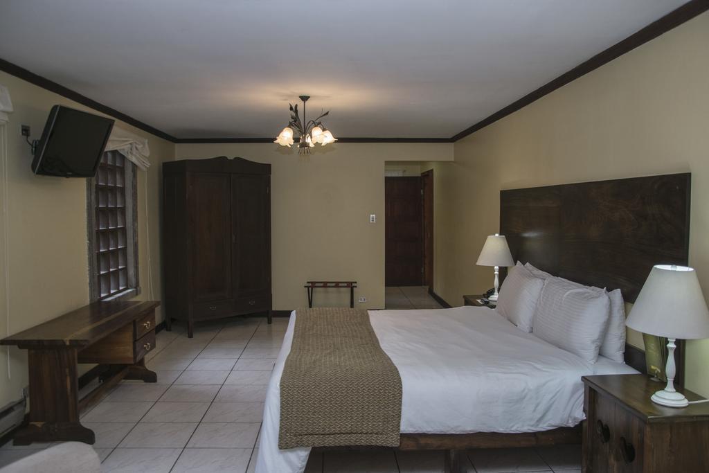 Hotel Chalet Tirol Heredia Habitación foto